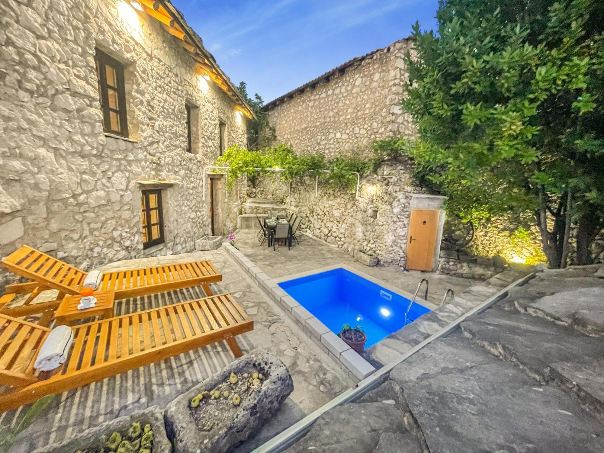 Villa Historic Pocitelj With Pool And Incredible Views On The River And Landmarks Ngoại thất bức ảnh